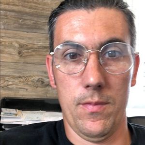 Meet your Posher, Scott